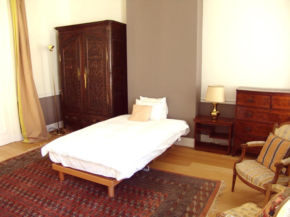 Louise Chatelain Suites Bruselas Exterior foto