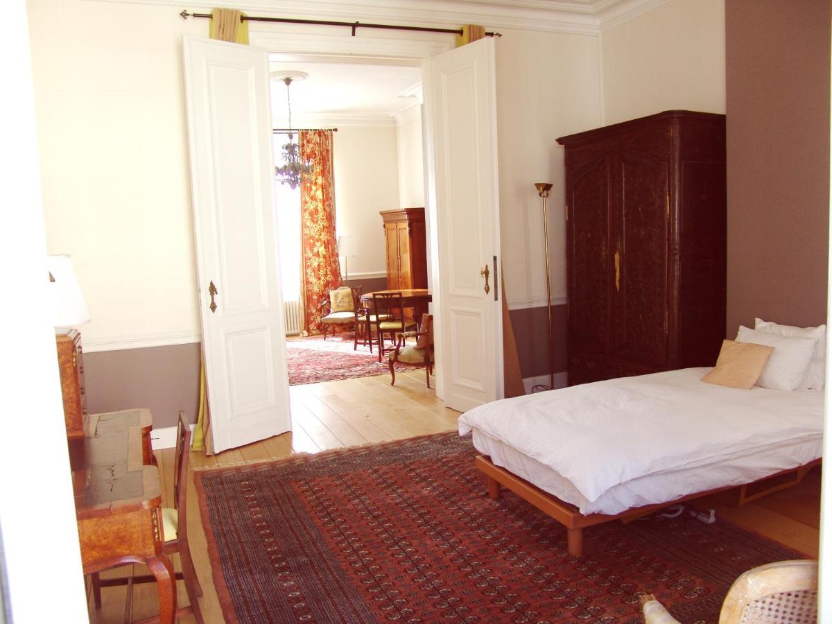 Louise Chatelain Suites Bruselas Exterior foto