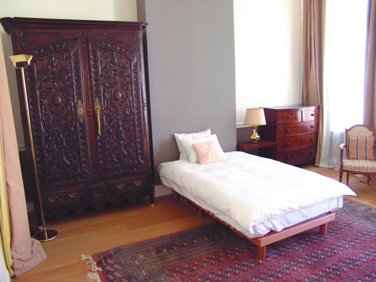 Louise Chatelain Suites Bruselas Exterior foto