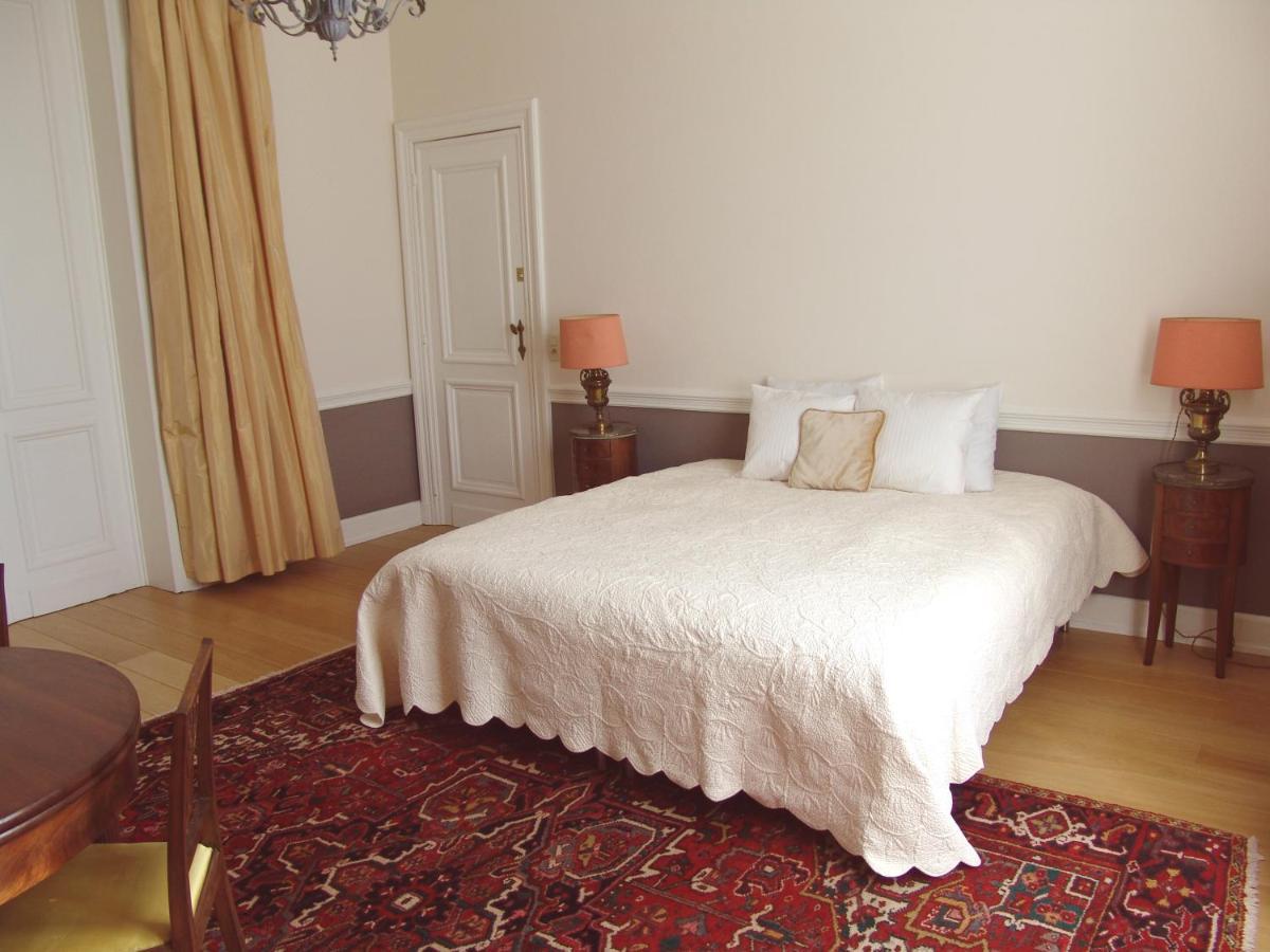 Louise Chatelain Suites Bruselas Exterior foto